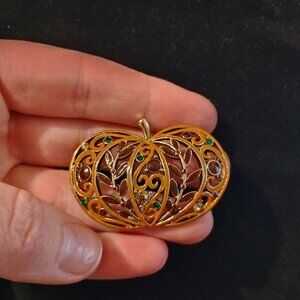 Pumpkin Brooch